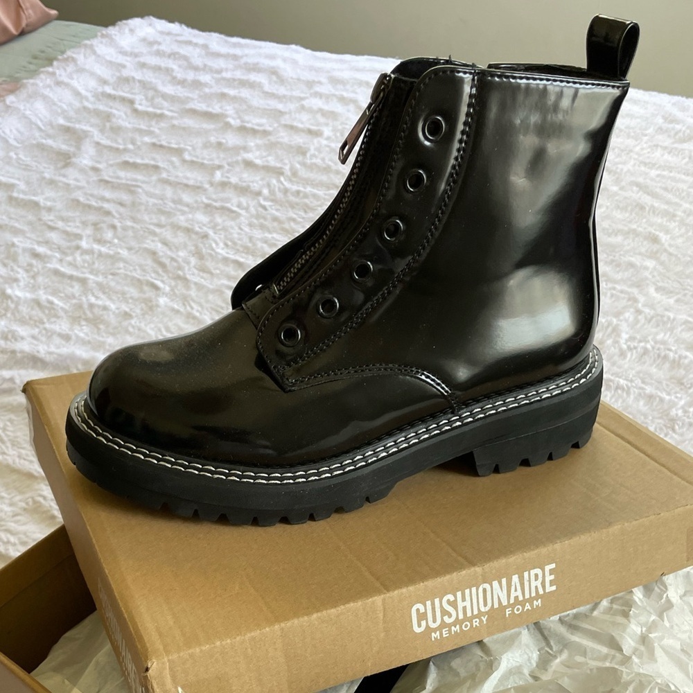 Cushionaire Faux Patient Leather Boot